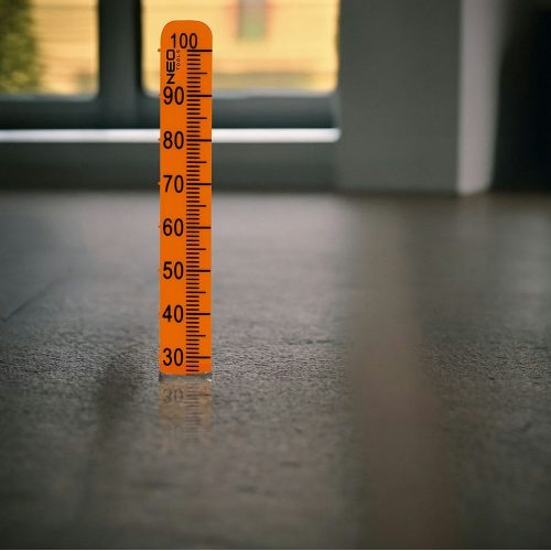 Szintezőlap, ajzatkiegyenlítéshez, öntapads műanyag 20db/csomag (DB-ra)